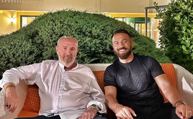 Akif İslamzadə ilə olan fotolarını paylaşıb - foto