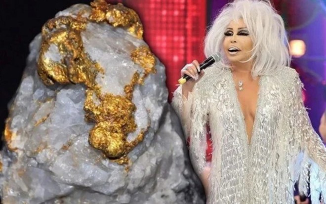 Bülənt Ərsoy a konsertdə külçə qızıl verildi - foto