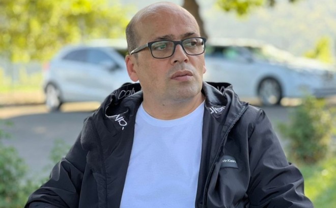 Əməkdar artist arxiv fotosunu paylaşıb