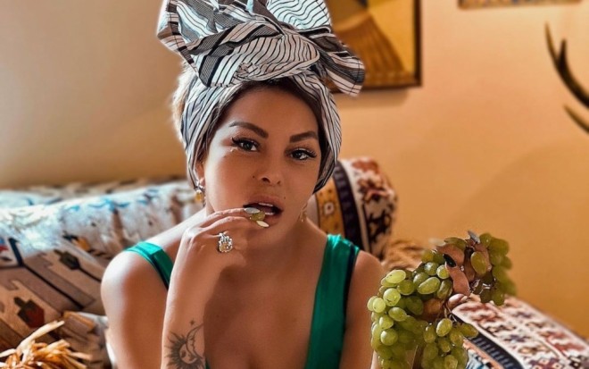 Aygün Kazımova maraqlı fotolarını paylaşıb