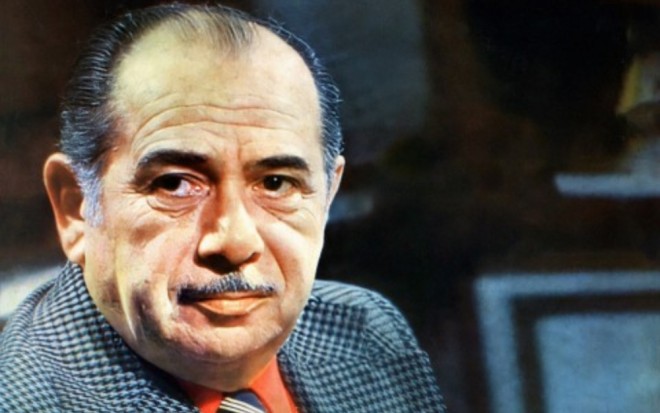 Bakıda Tofiq Quliyevin heykəli qoyulur - foto