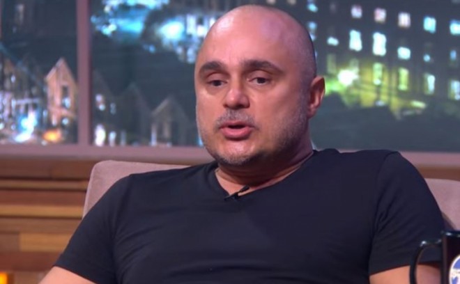 Xalq artisti səsinin batdığını etiraf edib