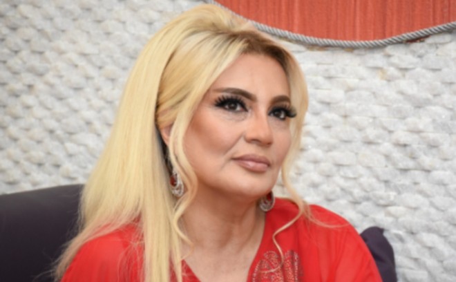 Əməkdar artist özünü nədə günahlandırıb? 