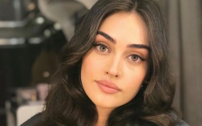 Aktrisanın gəliri 12 milyon dollardır
