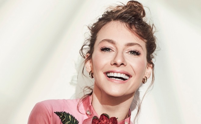 Aktrisa Berlində teatr açmaq istəyir