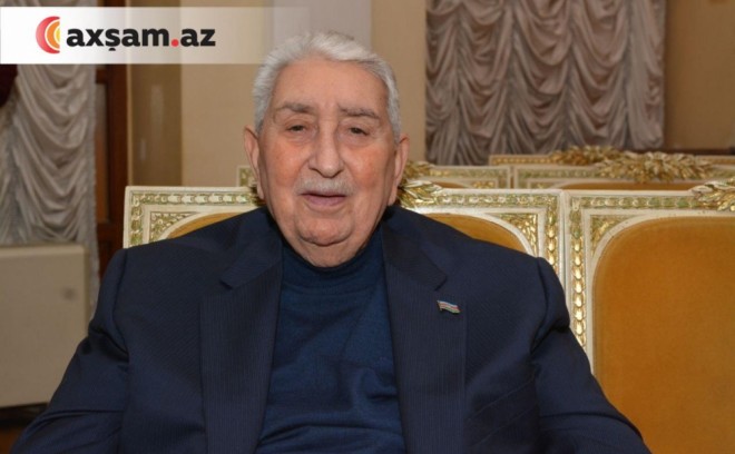 Prezident Xalq artistini  təltif etdi
