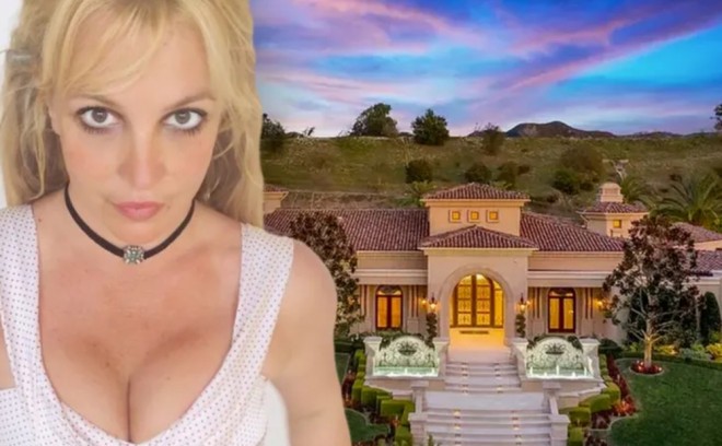 Müğənni malikanəsini satır - foto