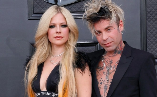 Rok ifaçısı repçi nişanlısından ayrılıb