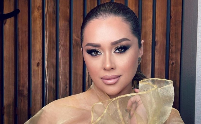 Əməkdar artist duet ortağından şikayət edib