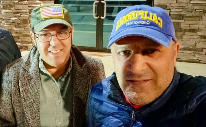 "Faytonçu" dostu ilə Amerikada görüşüb-foto

