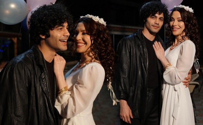 Aktrisa evlilik təklifinə hə dedi - foto
