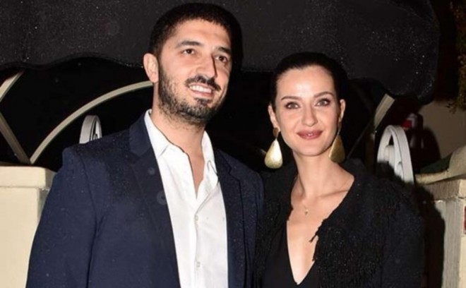 Aktrisa sevgilisindən ayrılıb
