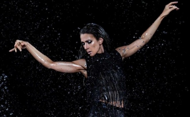 Celine Dion 4 ildən sonra mahnı oxudu