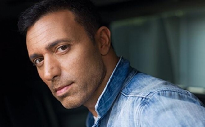 Mustafa Sandal ayaqqabı satacaq
