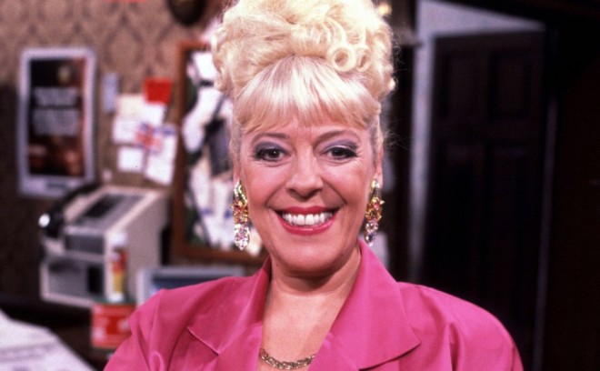 Aktrisaya demensiya diaqnozu qoyulub
