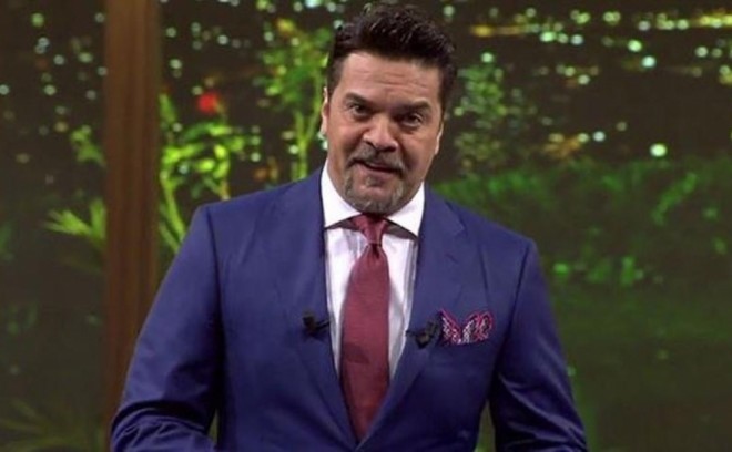 "Beyaz show" qayıdır