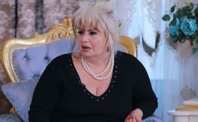 Əməkdar artist qocalığını düşünür