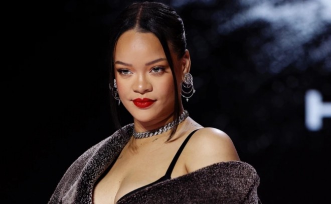 Rihanna daha bir ilkə imza atıb
