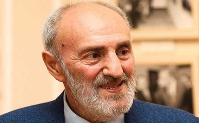 Akif İslamzadə “Şöhrət” ordeni ilə təltif edilib