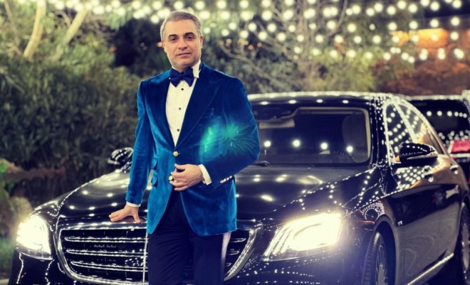 Müğənni avtomobil satışı ilə məşğul olur