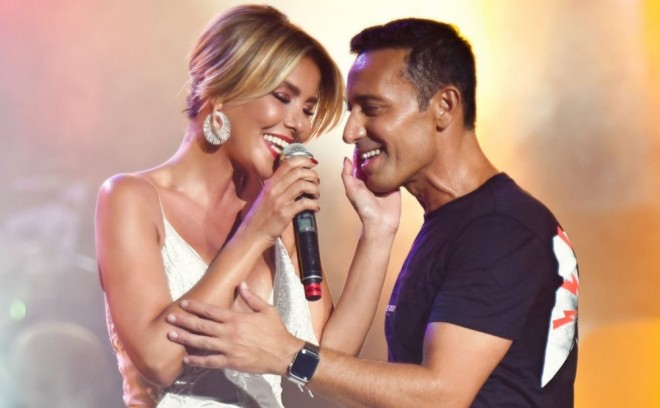 Mustafa Sandal qadın həmkarı ilə barışıb