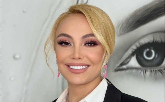 "Özünü sevməyin kökü sevgidir..."
