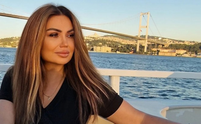 Əməkdar artist gəlininin işləməsini istəmir