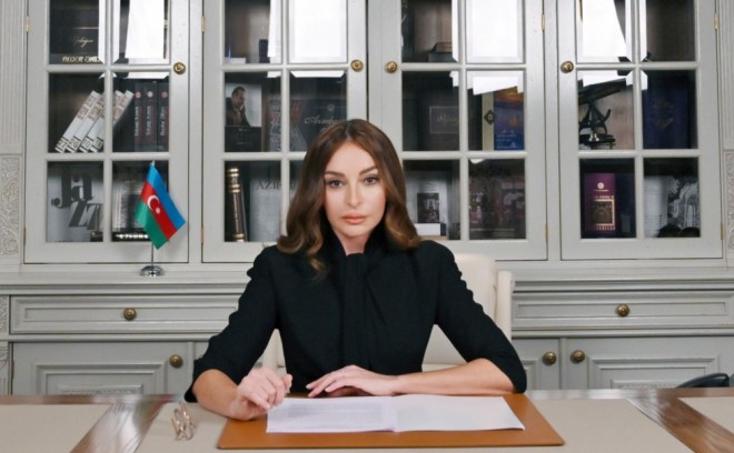 “Heydər Əliyev. Xatırlayırıq, sevirik, hörmətlə anırıq” - foto