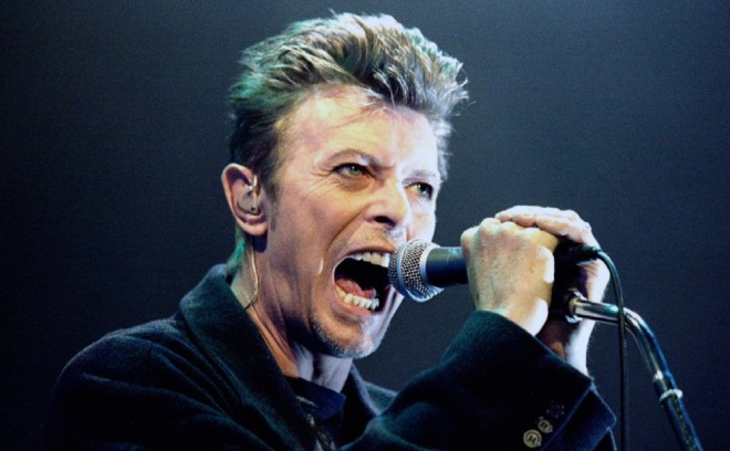 Mahnıların əlyazma sözləri auksiona çıxarılır