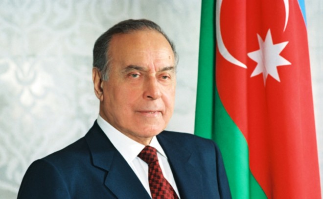 Ümummilli lider Heydər Əliyevin anım günüdür
