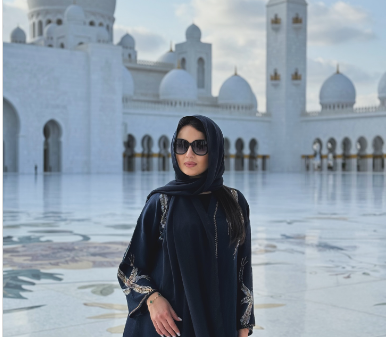 Müğənni BƏƏ-yə getdi