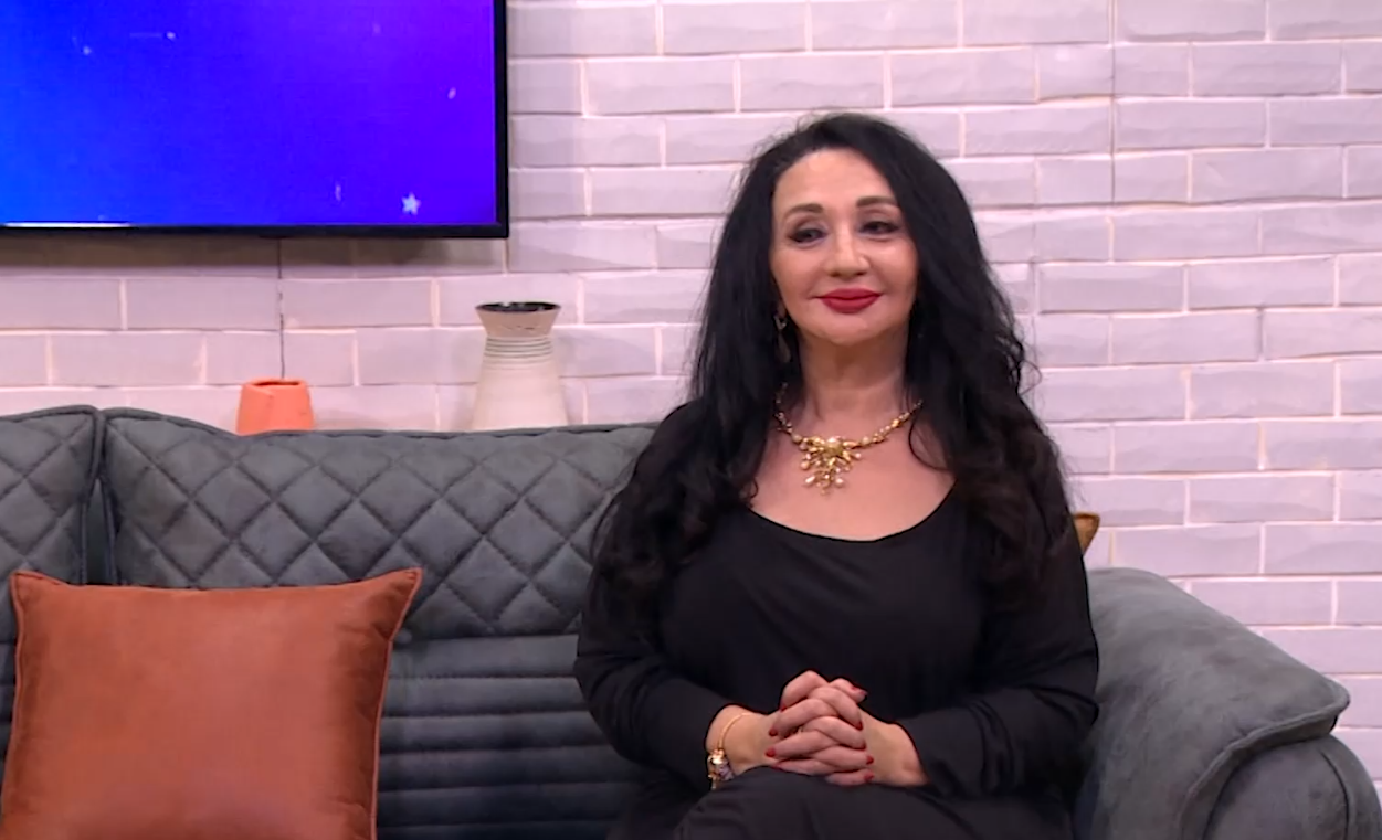 "Teatr mənim sevgilimdir"