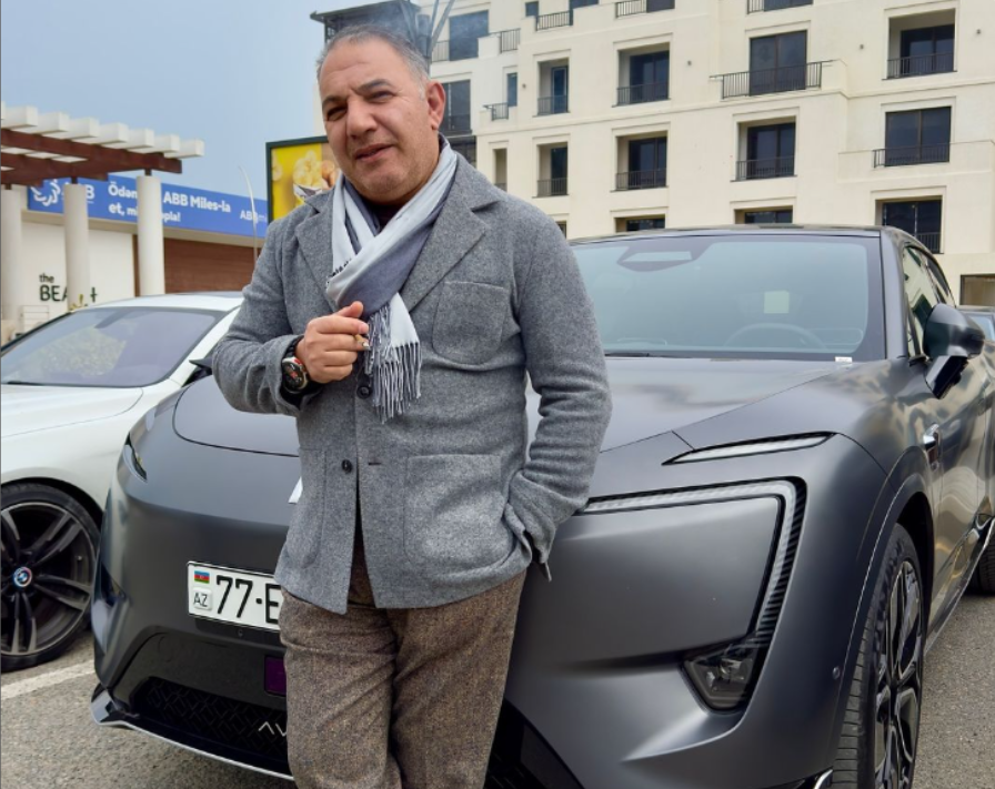 Yeni elektromobil aldı