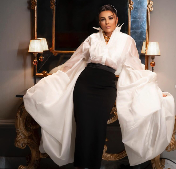 Yeni ifası üçün kamera qarşısında!