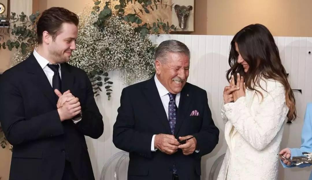 “Söz”ün aktyoru nişanlanıb