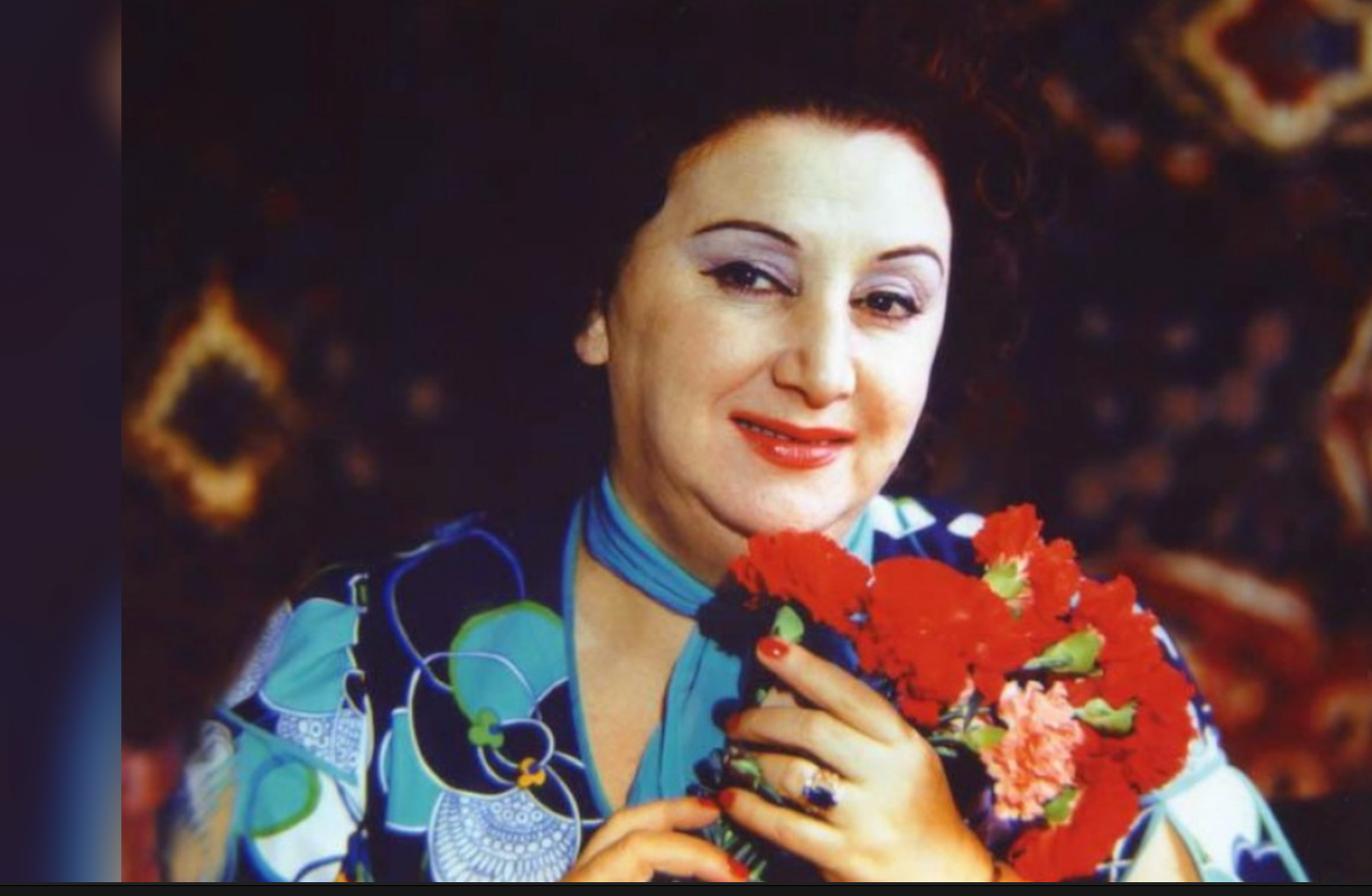 Şövkət Ələkbərovanı anırıq