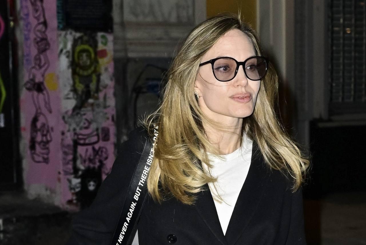 Ancelina Coli dəyişdi