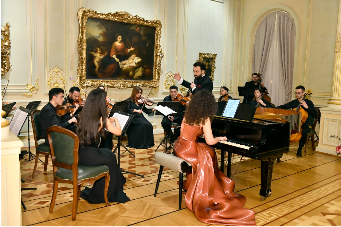 “Muzeydə musiqi”