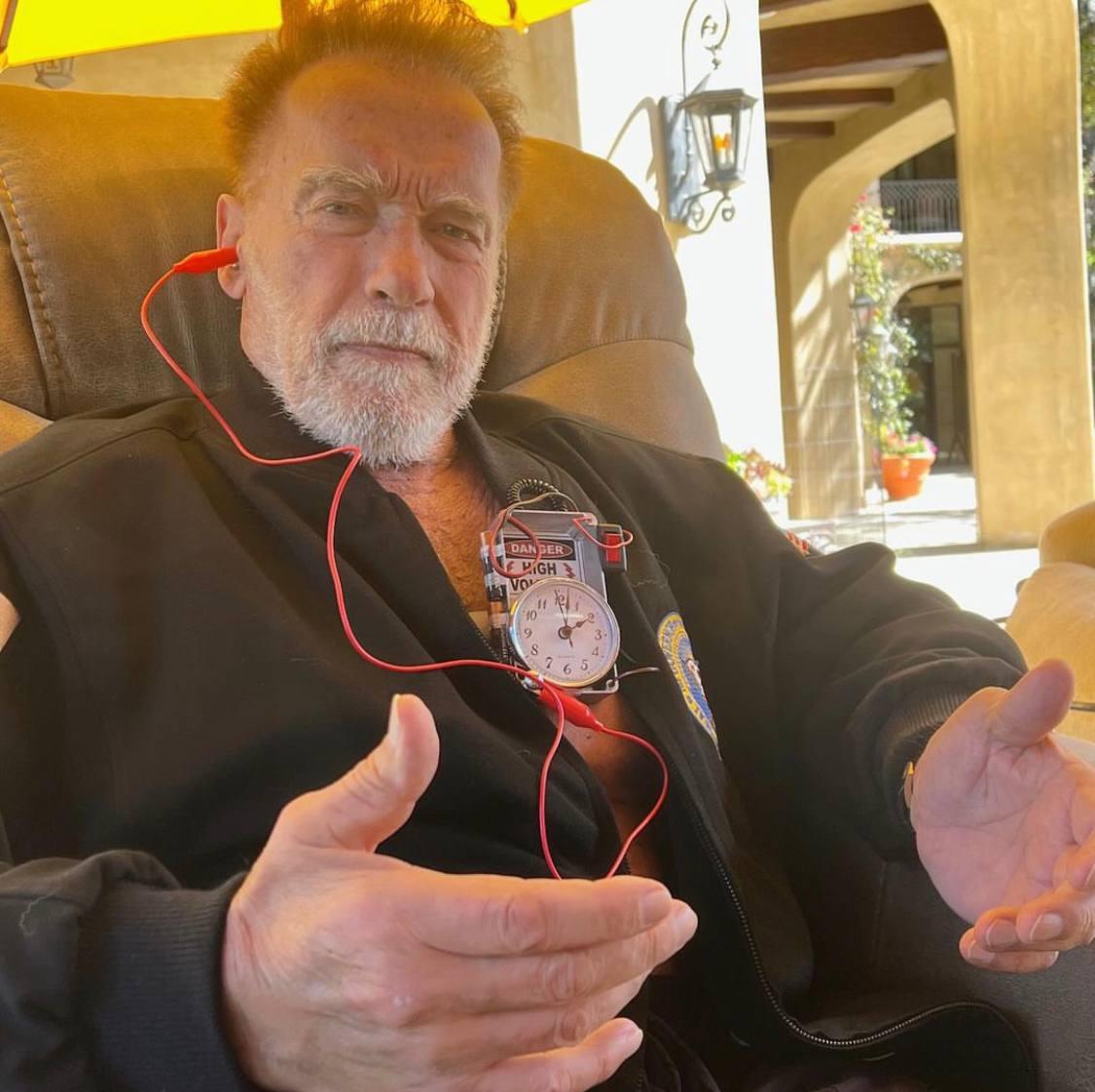 Əməliyyatdan sonra yeni fotosunu paylaşdı 