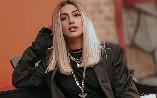 Röya Ayxan yenə zirvədə