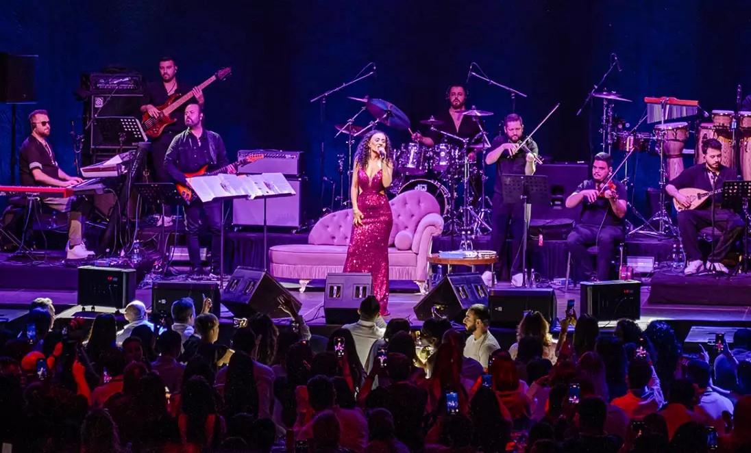 Yıldız Tilbenin Bakı izdihamı - FOTO