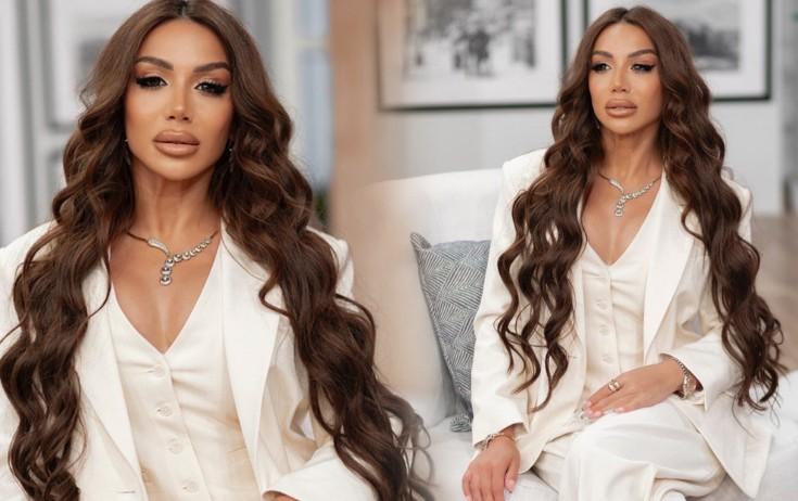 Lətifə ağ geyimdə - FOTO