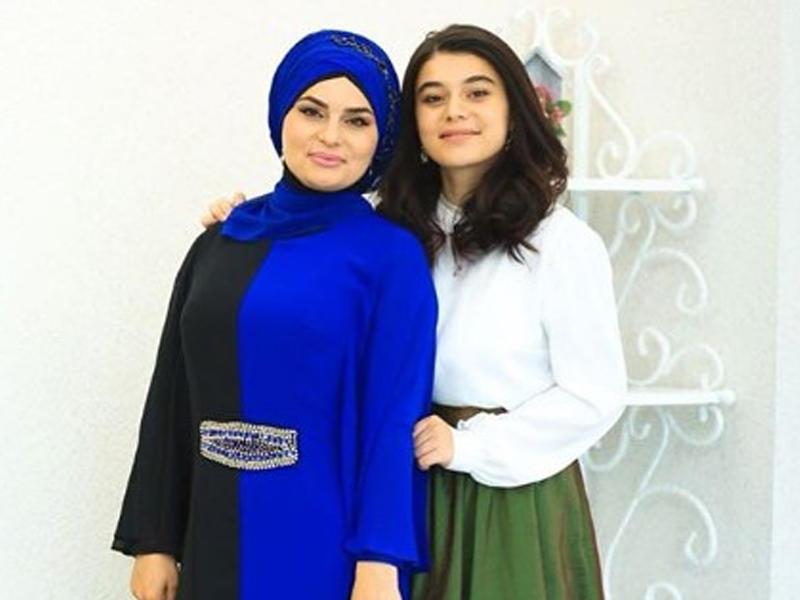 Əməkdar artist qızı ilə - FOTO