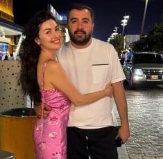 Safura ailəsi ilə Dohada