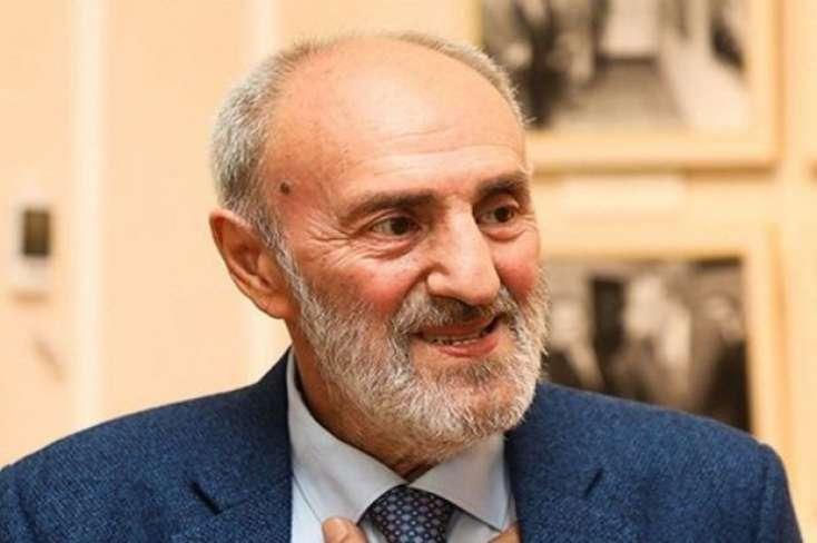 Akif İslamzadə yeni veriliş açır