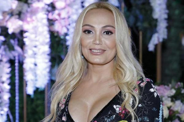 "Dünyaya qəribəm" - VIDEO