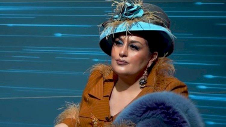 "Silikonları gözə soxurlar..."