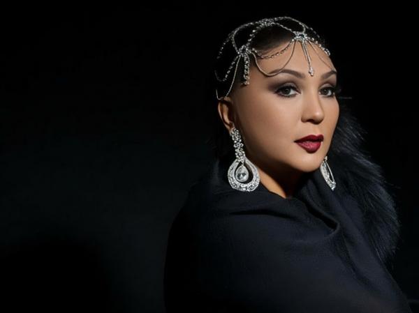 Nazpəri yeni görünüşdə - VİDEO