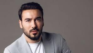 Pərviz "Vurulmuşam" oxudu