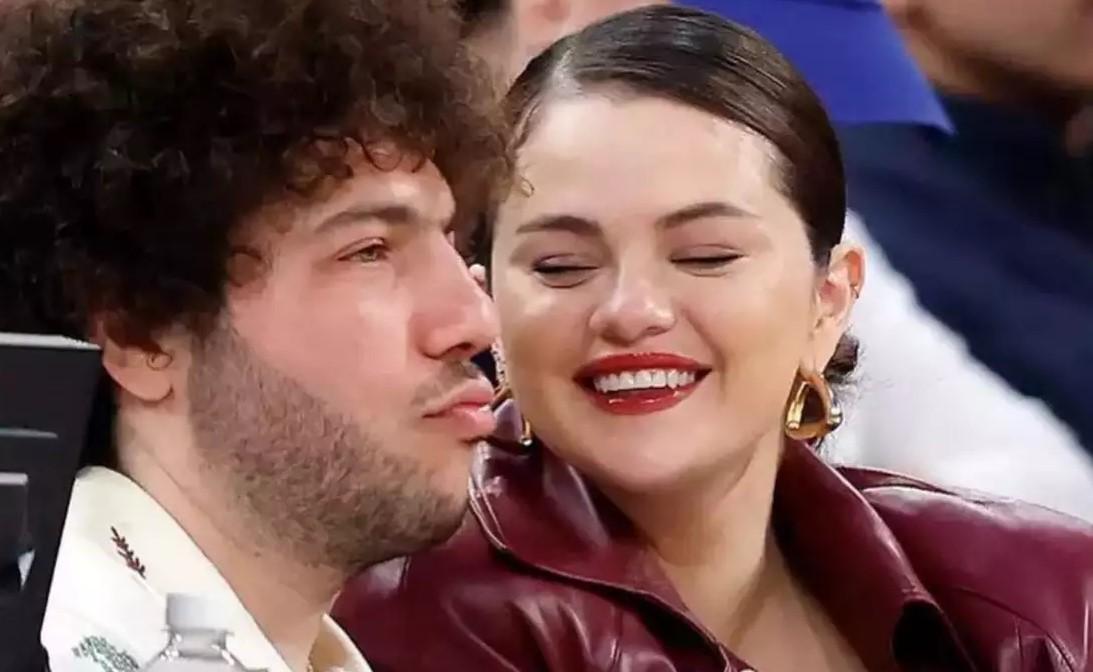 Selena Gomez sevgilisi ilə